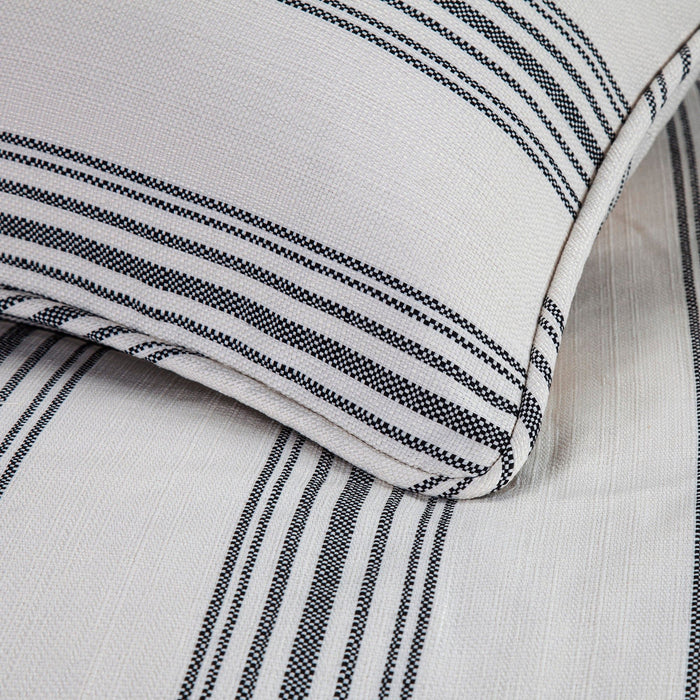 Prescott - Queen Duvet Cover Set (Set of 3) - White / Black