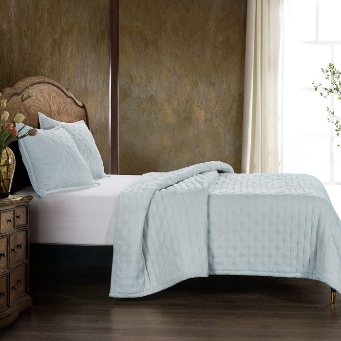 Stella - Full/Queen Faux Silk Velvet Pintuck Quilt Set (Set of 3) - Icy Blue