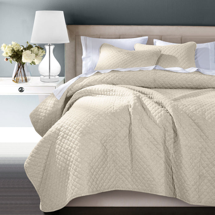 Anna - King Diamond Quilted Coverlet Set (Set of 3) - Light Tan