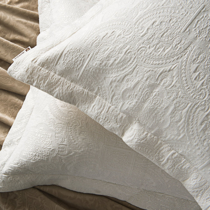 Matelasse - Queen Duvet Cover Set (Set of 3) - Ivory