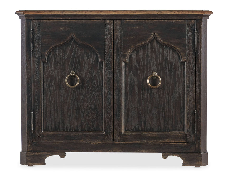Americana - Two-Door Nightstand