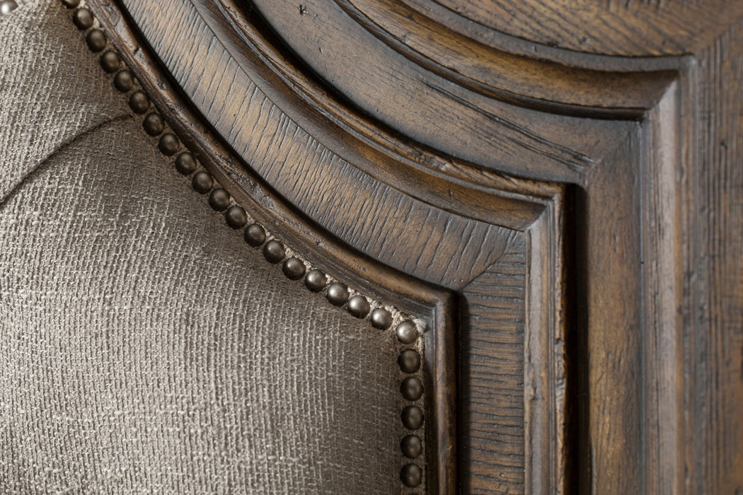 Fair Oaks - Upholstered Bed