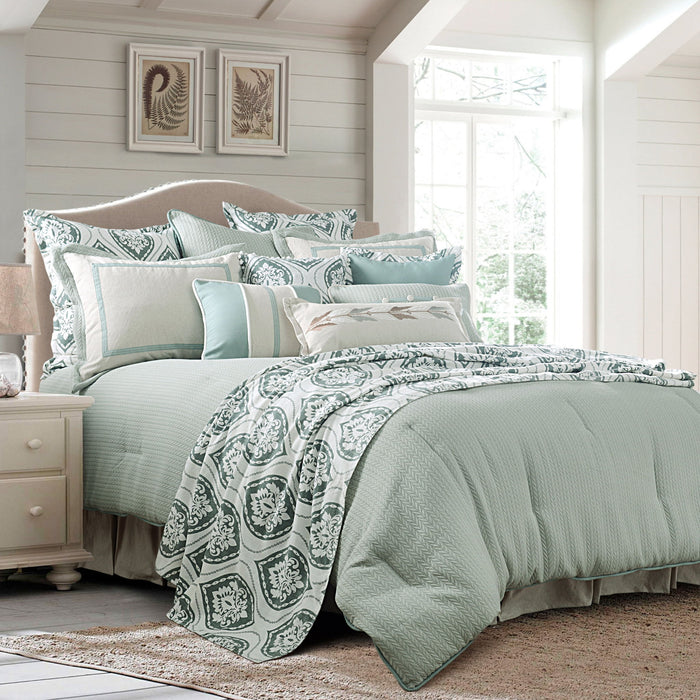 Belmont - Queen Comforter Set (Set of 4) - Green / White