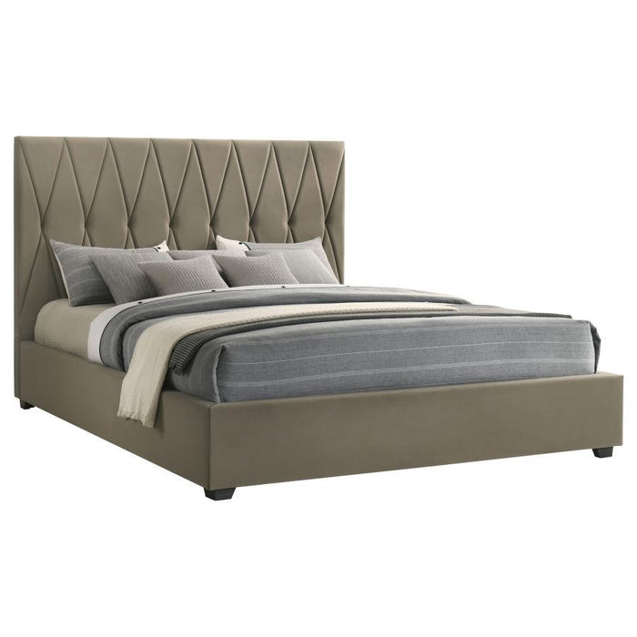 Delsea - Upholstered Platform Bed
