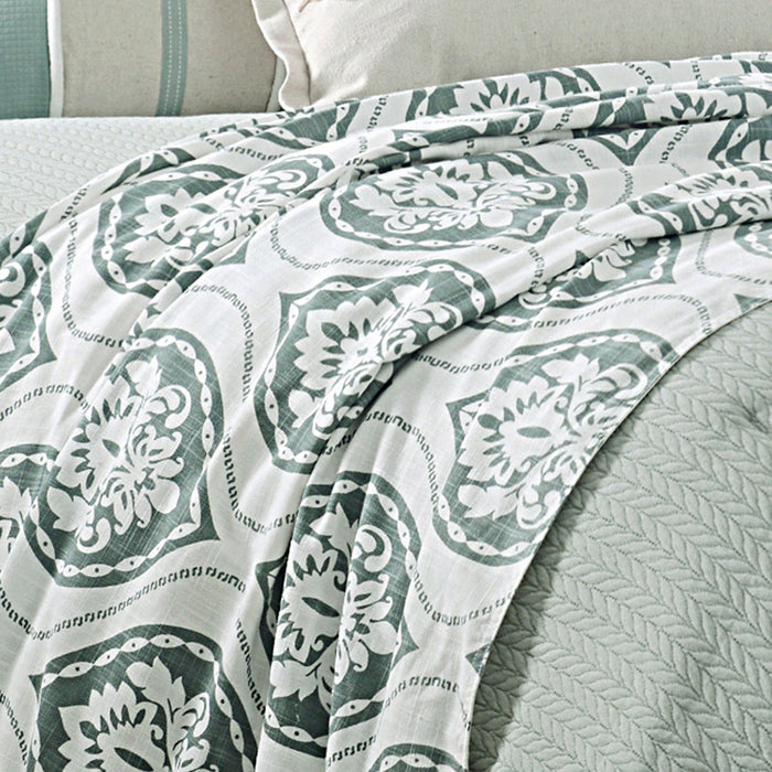 Belmont - Queen Duvet Cover - Green / White