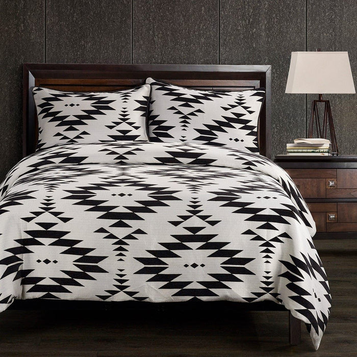 Amelia - King Aztec Comforter Set (Set of 3) - Black / White