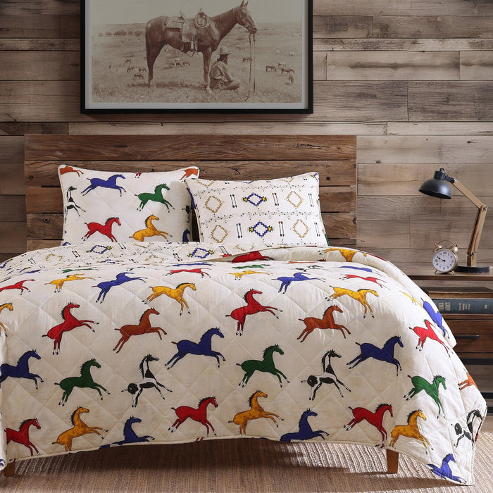 Wild Horses - Full/Queen Reversible Quilt Set (Set of 3) - Multi Color