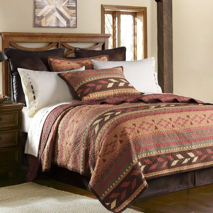 Broken Arrow - Full/Queen Reversible Quilt Set (Set of 3) - Red / Tan / Brown