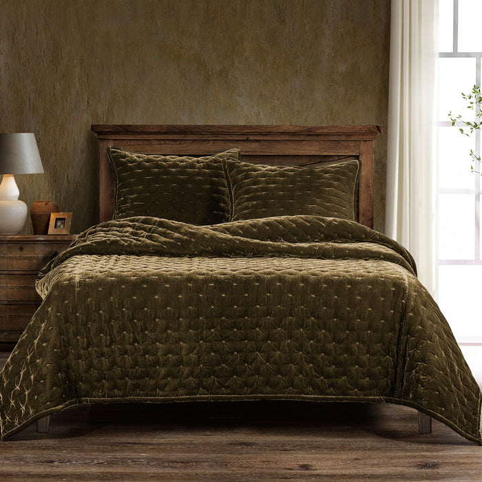 Stella - Full/Queen Faux Silk Velvet Pintuck Quilt Set (Set of 3) - Green Ochre