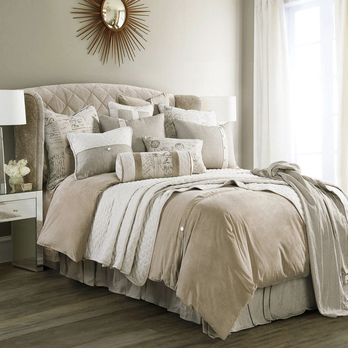 Fairfield - Queen Linen Coverlet Set (Set of 4) - Cream / Tan