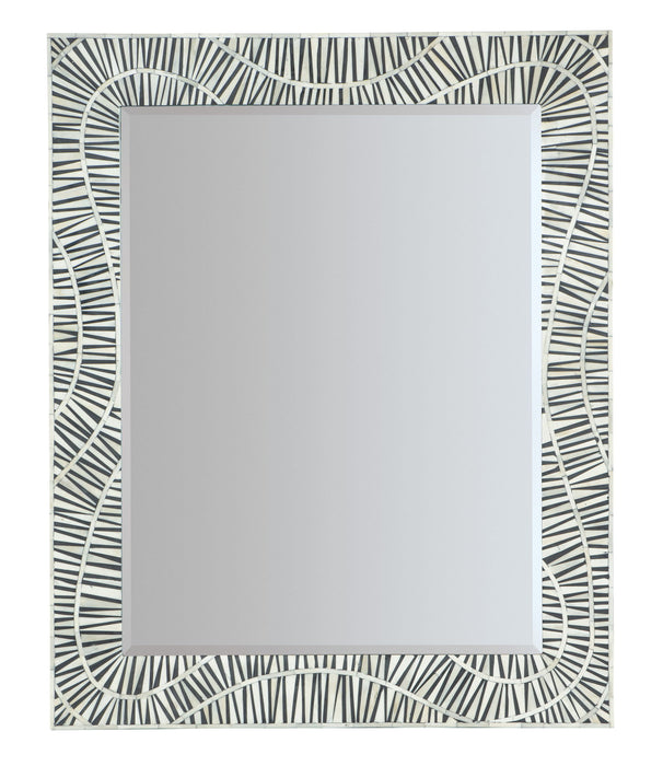 Commerce And Market - Tiger Tooth Vertical Mirror - White