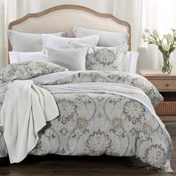 Dalia - Queen Duvet Cover Set (Set of 3) - Light Blue