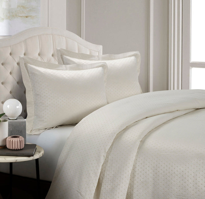Belle - Queen Comforter Set (Set of 3) - Ivory