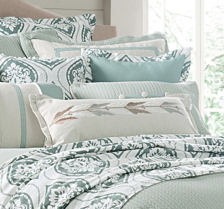 Belmont - Queen Comforter Set (Set of 4) - Green / White