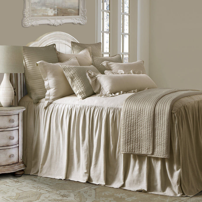 Luna - King Washed Linen Bedspread Set (Set of 3) - Light Tan