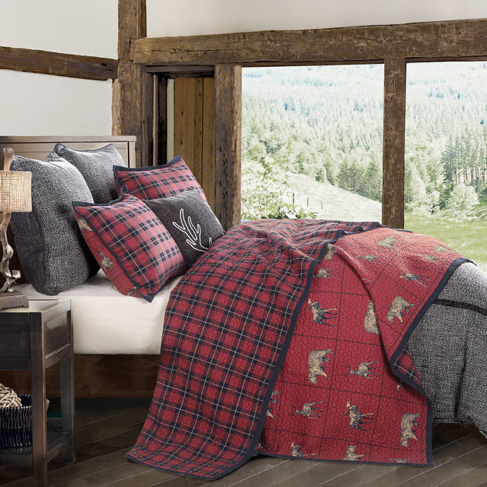 Woodland Plaid - Full/Queen Reversible Quilt Set (Set of 3) - Red / Navy