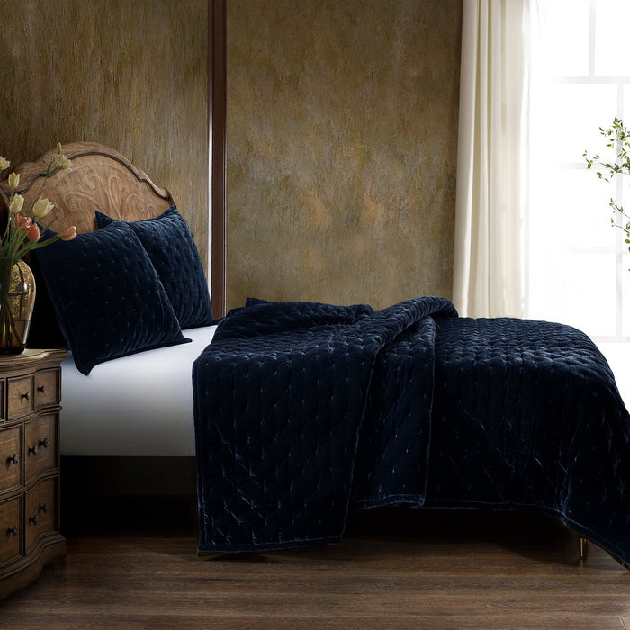 Stella - Full/Queen Faux Silk Velvet Pintuck Quilt Set (Set of 3) - Midnight Blue
