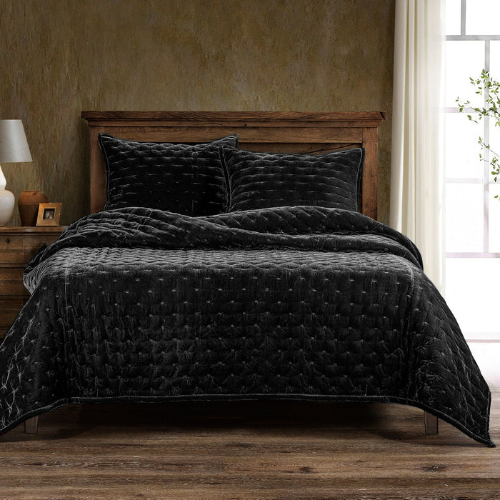 Stella - King Faux Silk Velvet Pintuck Quilt - Black