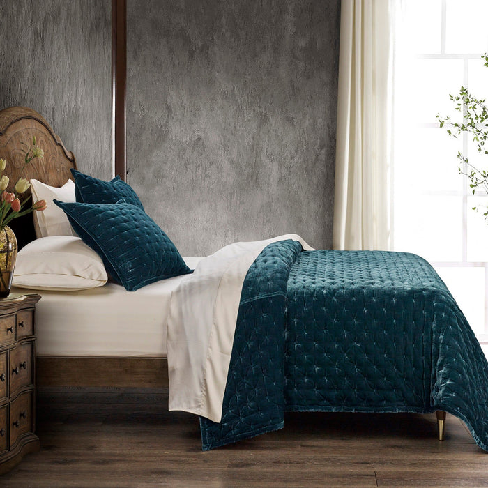 Stella - Full/Queen Faux Silk Velvet Pintuck Quilt Set (Set of 3) - Storm Blue