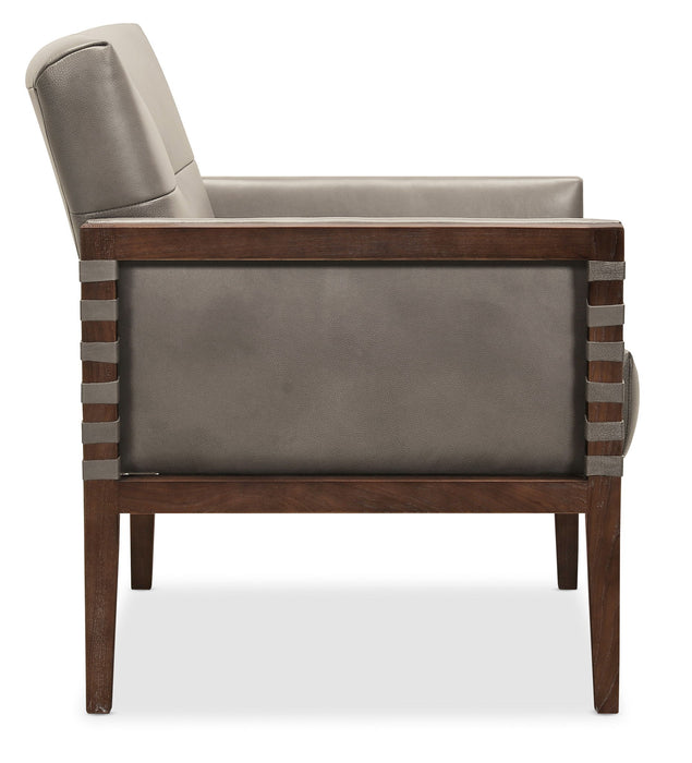CC - Carverdale Leather Club Chair With Wood Frame
