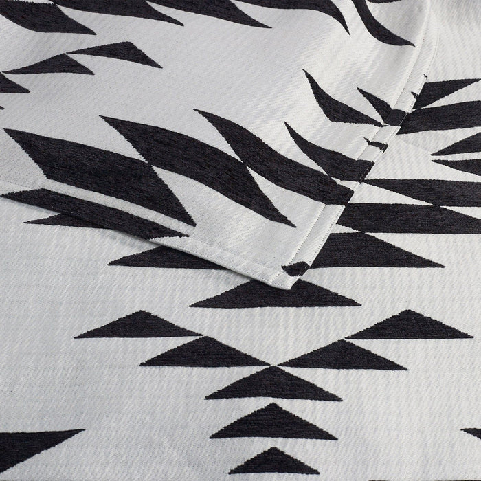 Amelia - Queen Aztec Comforter Set (Set of 3) - Black / White