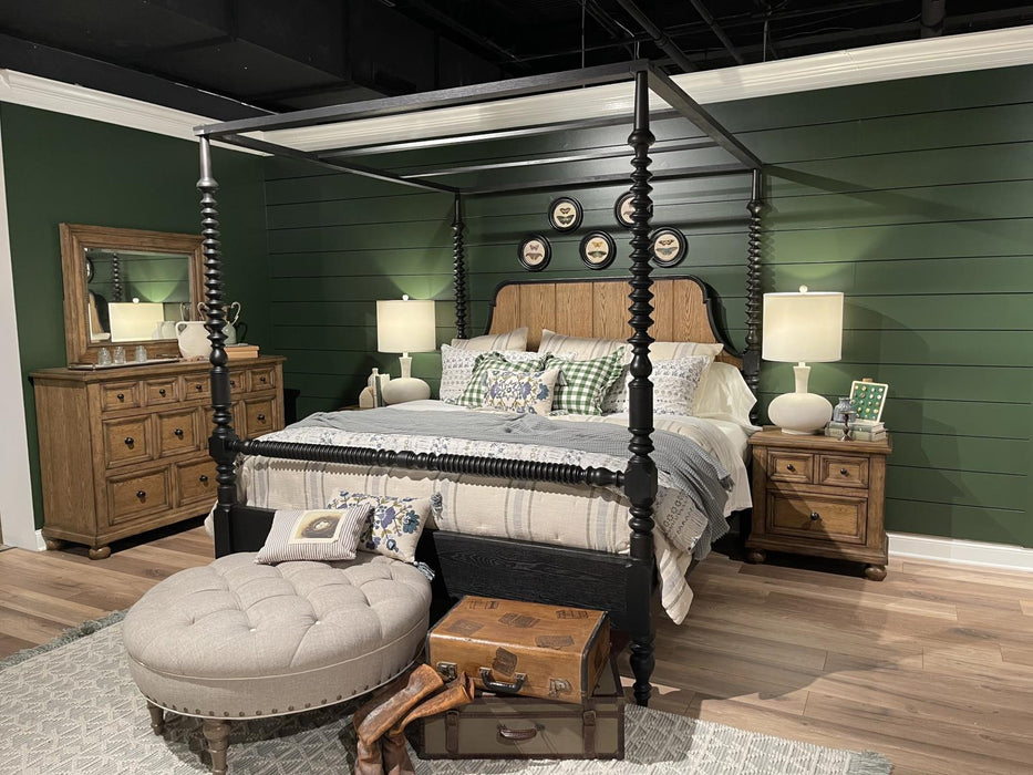 Vintage Market - Complete Bobbin Post Canopy Bed