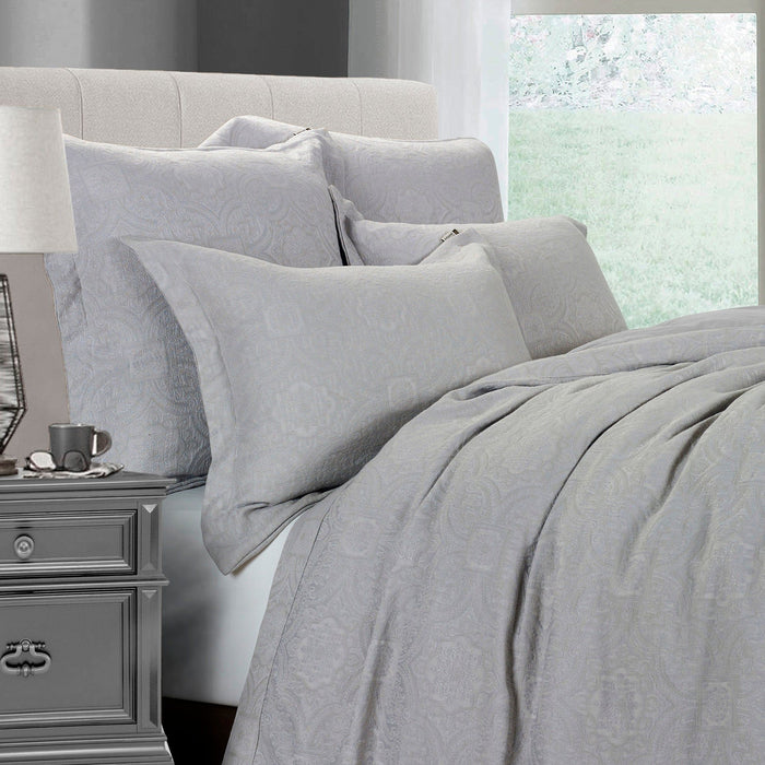 Matelasse - King Duvet Cover Set (Set of 3) - Gray