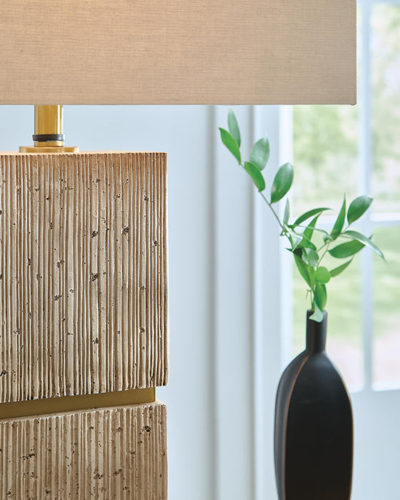 Laddner Poly Table Lamp (1/CN)