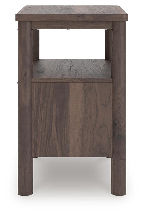 Pamytta Queen Upholstered Panel Platform Bed, Dresser, Mirror, Chest and Nightstand