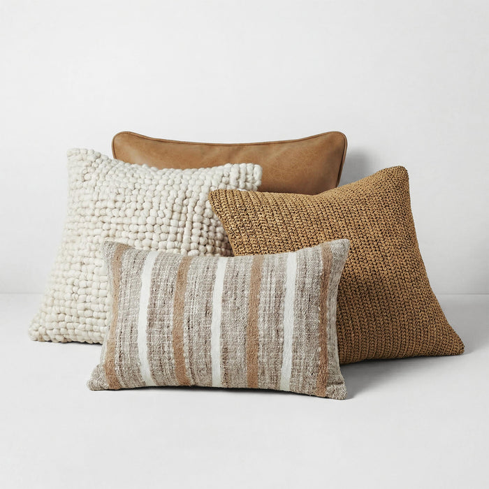 Benish Pillow